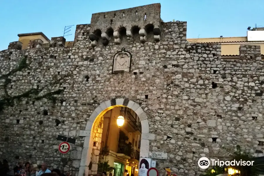 Porta Catania di Taormina