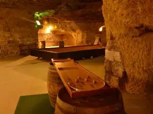 Caves Ackerman