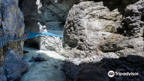 OUTDOOR - Glacier Canyon Grindelwald