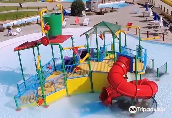 Raging Rivers Waterpark