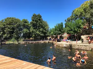 Natural Pool Casas Del Monte
