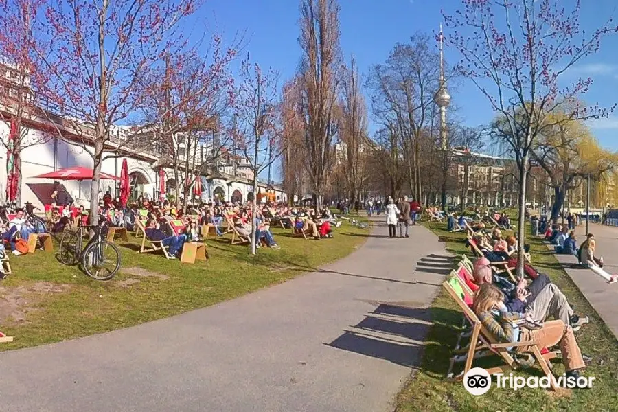 Strandbar Mitte