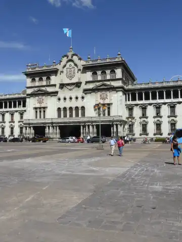 Hotels near Plaza de la Constitución