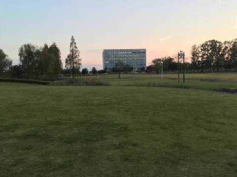 Kenkyu Gakuen Station Park