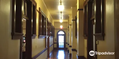 Eagle Pass Public Library