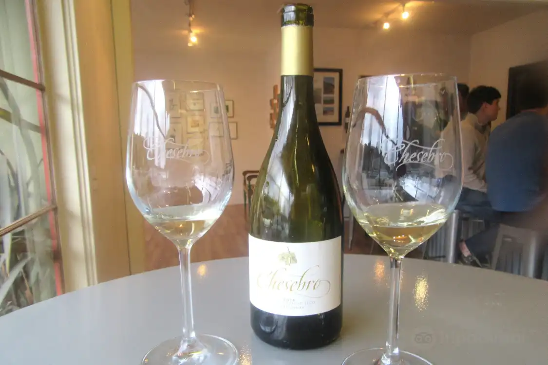 Hotels near Chesebro Wines & Art