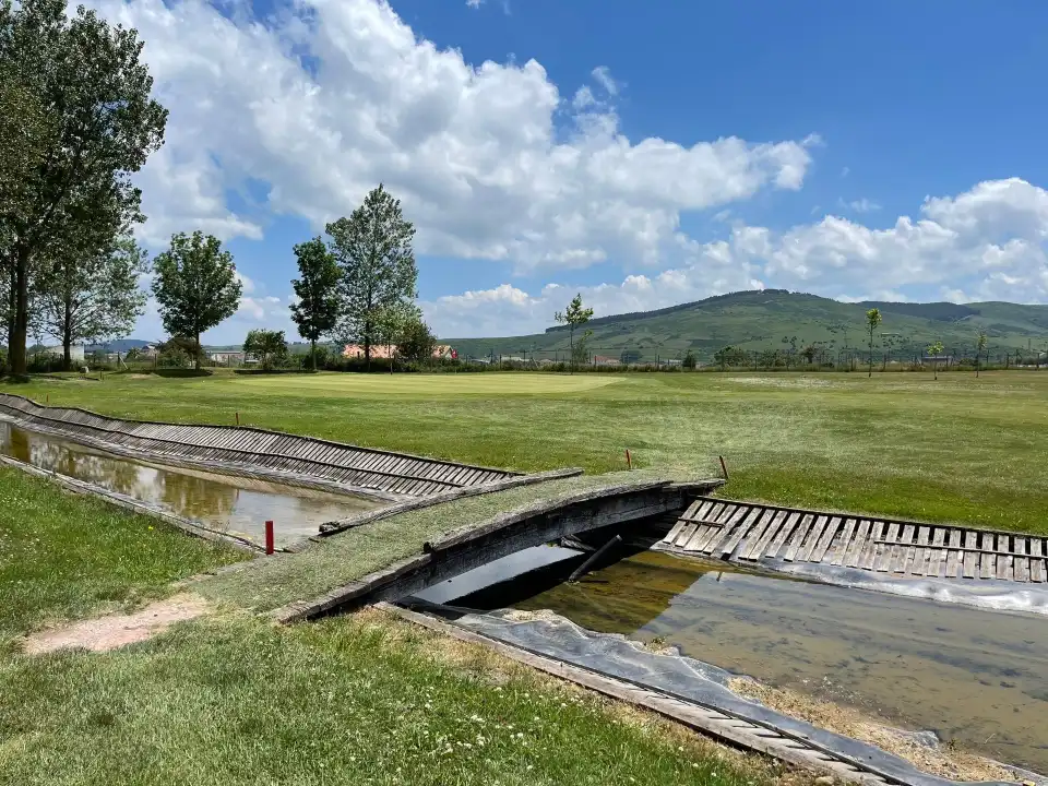 4_Campo De Golf Nestares