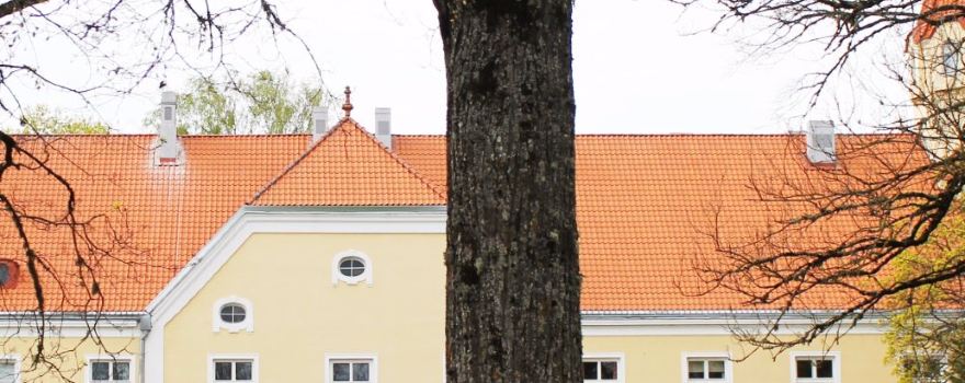 Suntazi Manor
