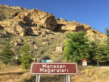 Manazan Caves