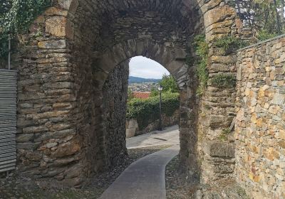 Puerta de la Alcazaba