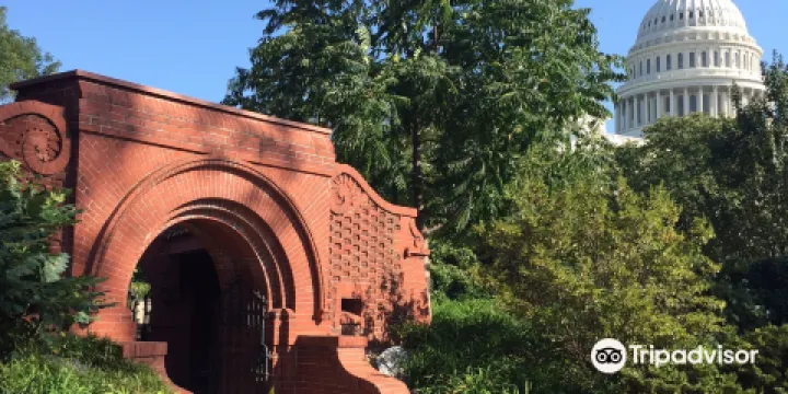 Olmsted's Summerhouse