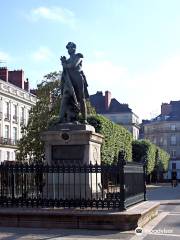 Statue General Cambronne