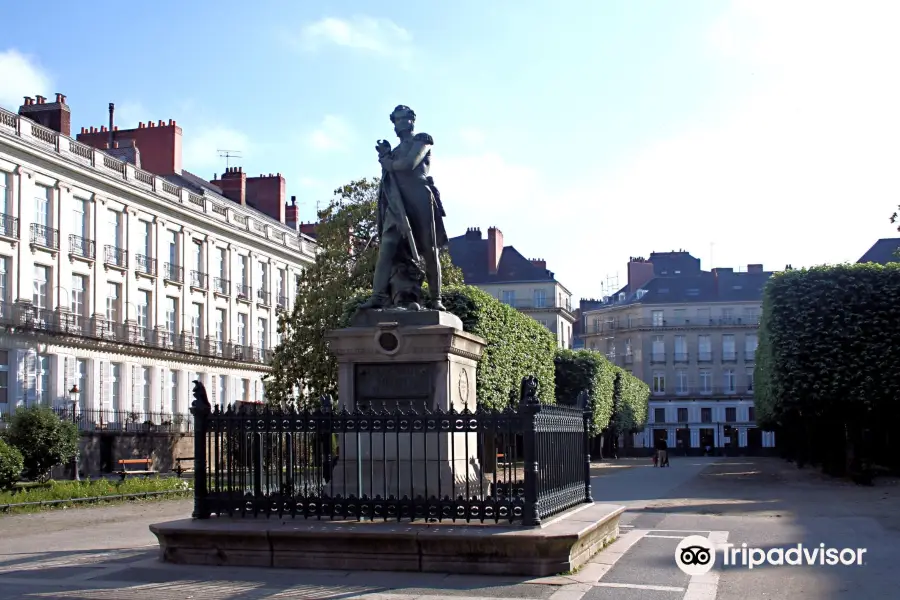 Statue General Cambronne