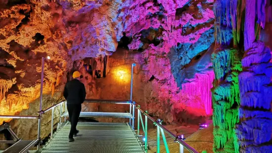 "Venetsa" Cave