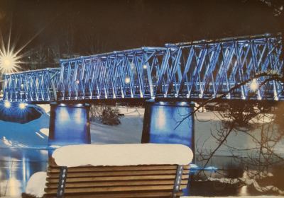 Quesnel Fraser River foot bridge