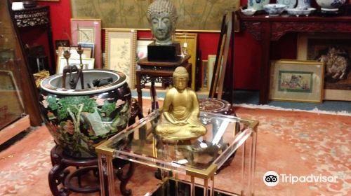 Chernysh Antiques, Fine Arts and Consignment