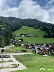 Dolomitenbad Lienz Hallenbad / Piscina coperta / Indoor pool