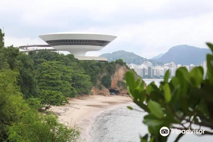 Niterói Contemporary Art Museum