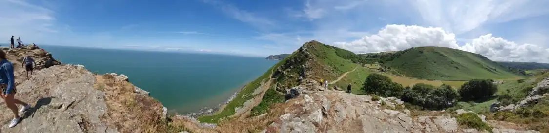 Hotels near Valley of Rocks