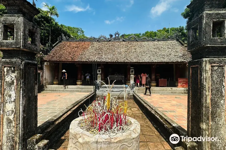 Hoa Lu temples of the Dinh & Le Dynasties