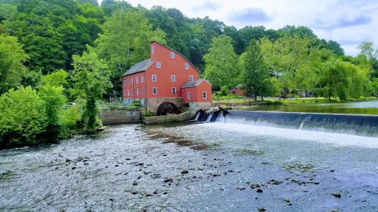 Red Mill Museum Village