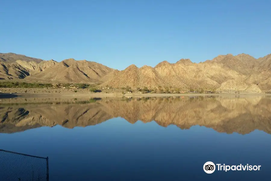 Lake Cahuilla Veterans Regional Park