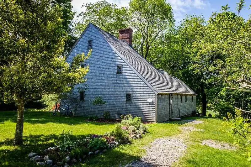 Hotels near Hoxie House