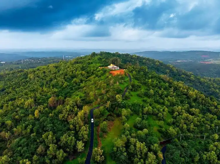 Hotels in Kanhangad