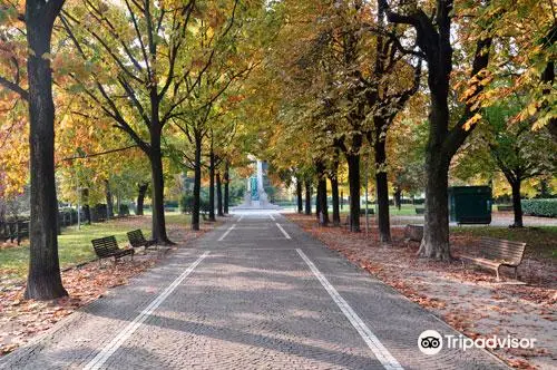 Allea Park of San Luca