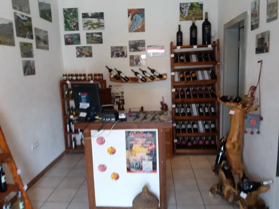 Hotels near Vinoteka Dionis