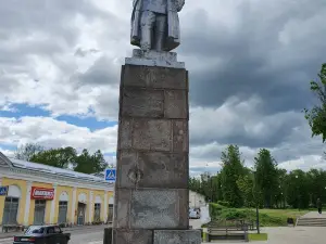 SM Kirov Monument