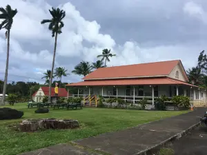 The Original King Kamehameha Statue