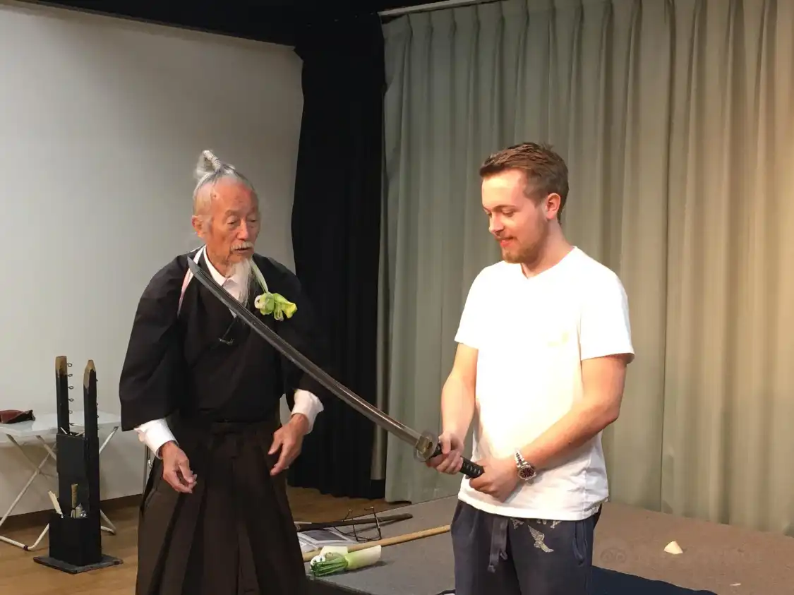 Hotel in zona The Last and Only Samurai Show