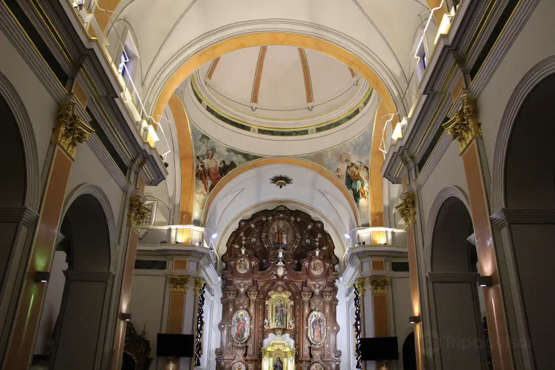 Hotels near Parroquia de San Jaime y Santa Ana