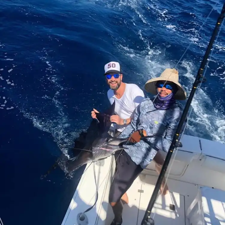 Hotels near Kingpin Sportfishing