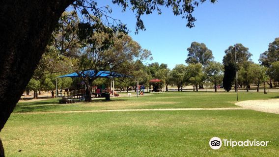 Jamestown Memorial Park