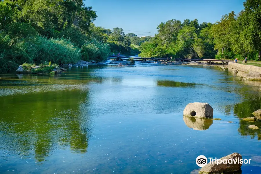 San Gabriel River