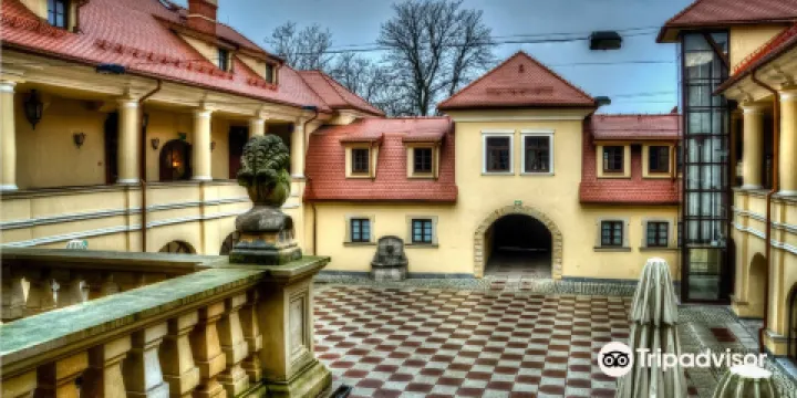 Castle Complex Tarnowice Stare