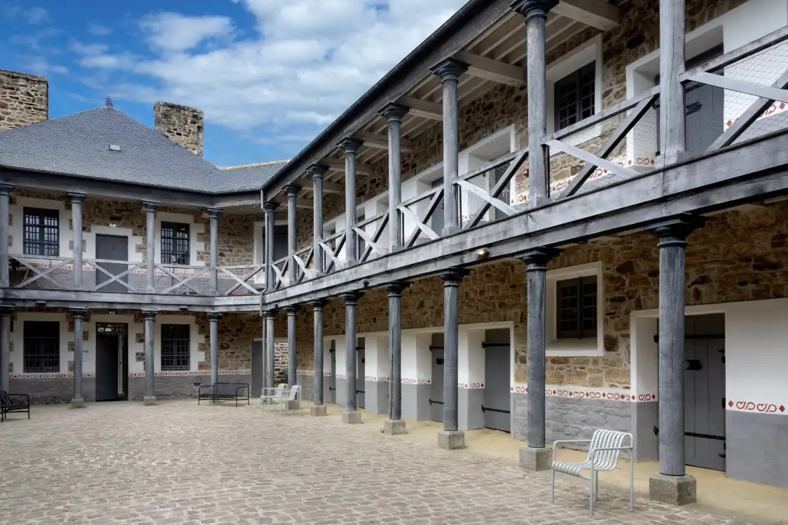 Hotels near Prison de Guingamp