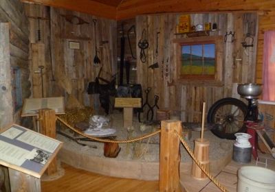 Mackenzie Crossroads Museum & Visitors Centre