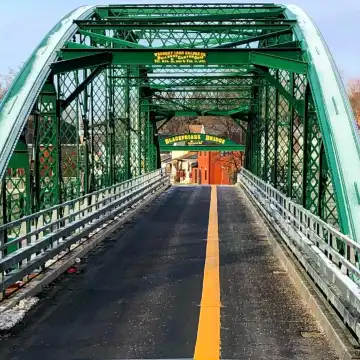 Hotels near Blackfriars St