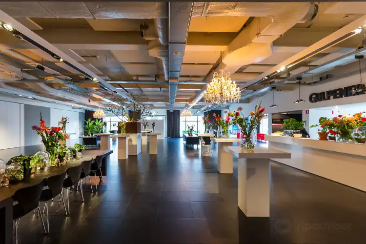 Hotels in Bussum