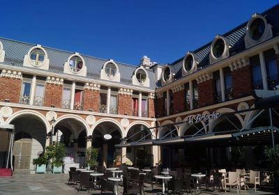 Piazza Square
