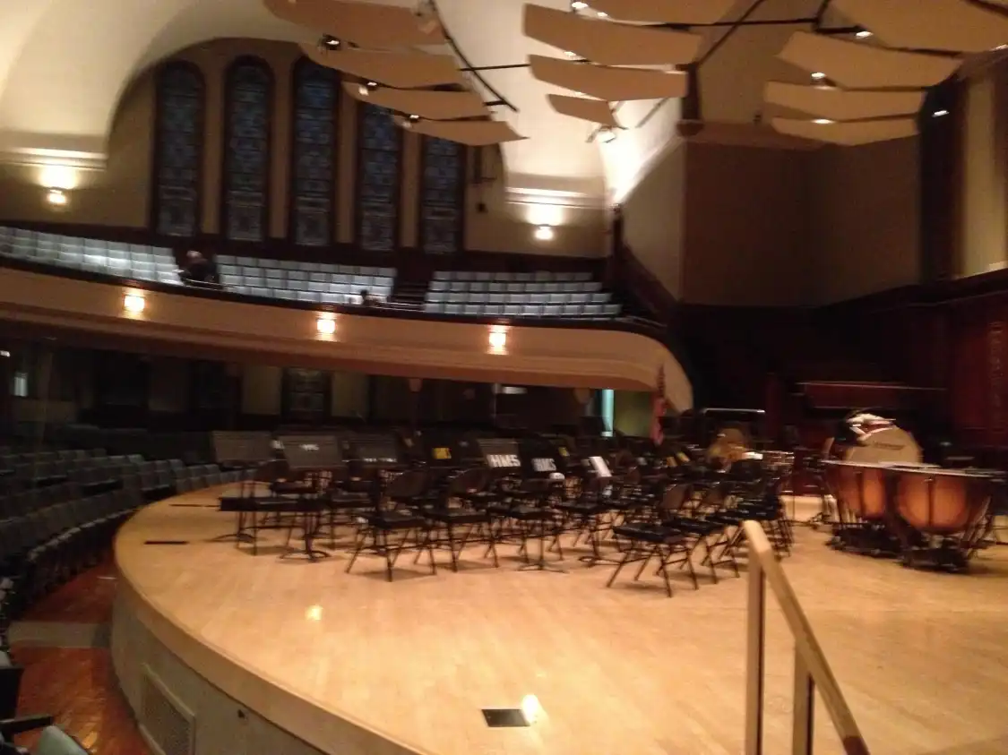 Hotel in zona Hochstein Performance Hall