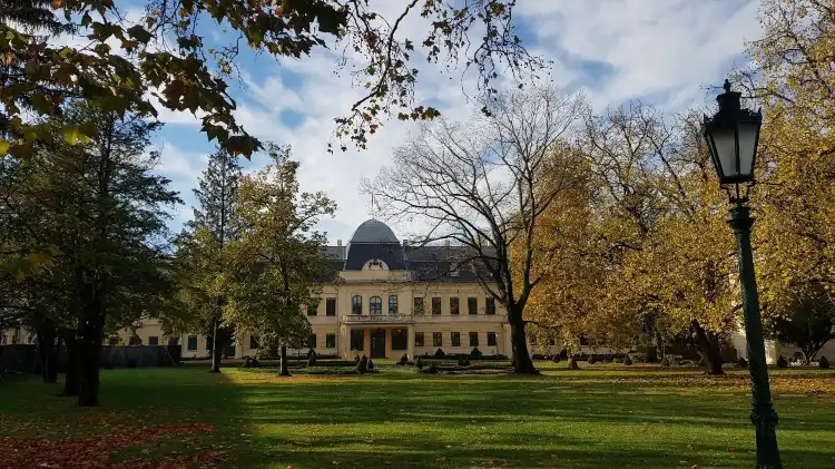 Hotel di Gyula