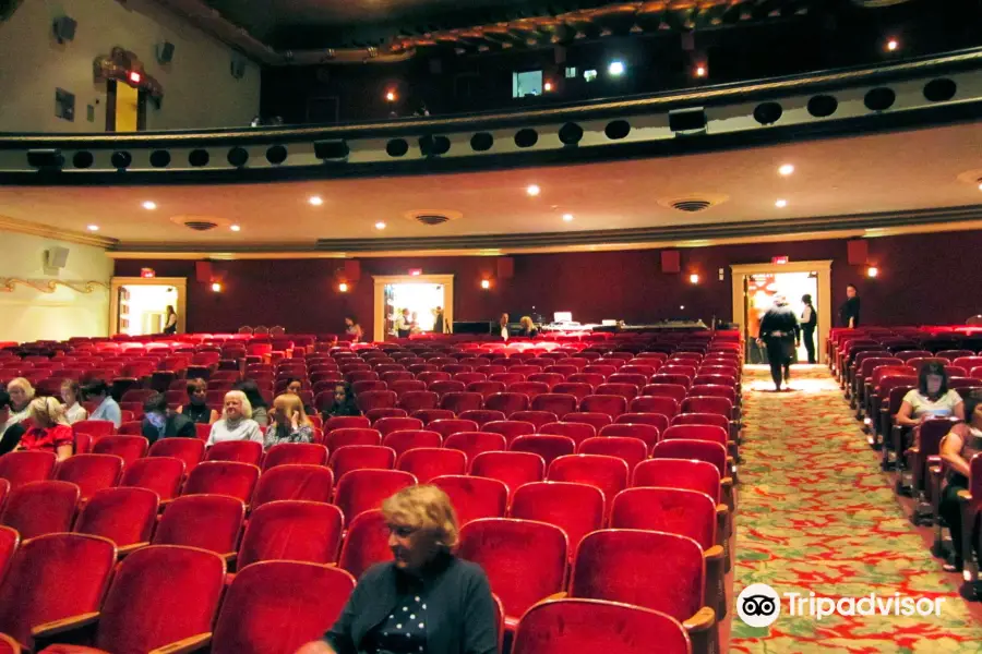 The Historic Bakersfield Fox Theater