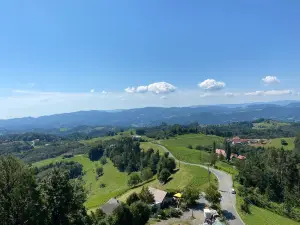 Die Kreuzbergwarte in Eichberg-Trautenburg