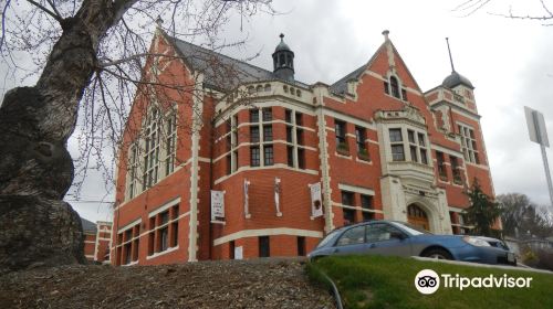 The Old Courthouse Cultural Centre