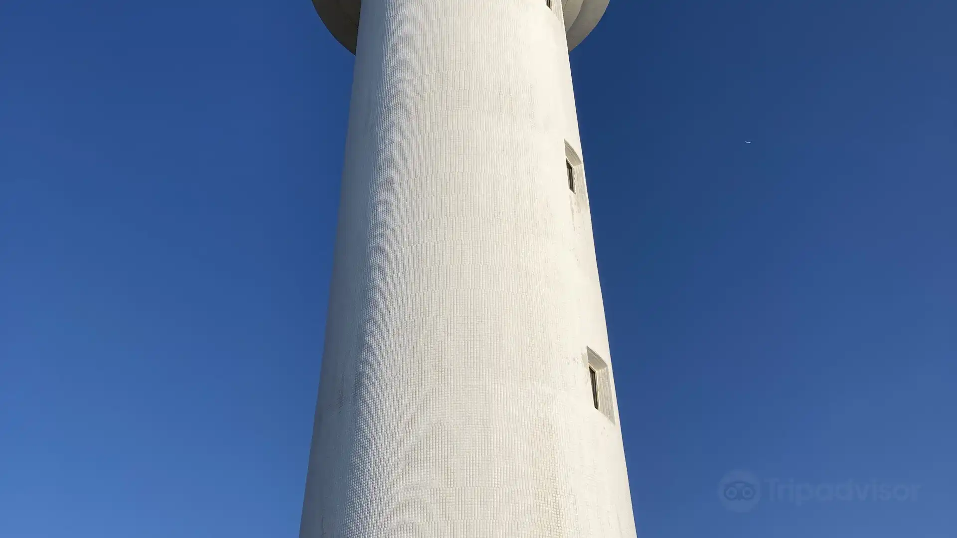 Hotels near Cape Tsumekizaki Lighthouse.