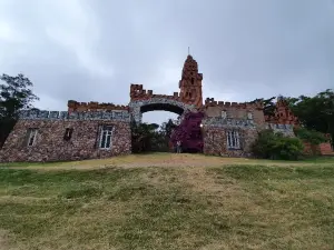Castillo Pittamiglio Las Flores
